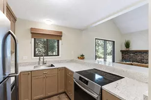 11594 Carriage Ct, Eden Prairie, MN 55344 - Photo 12