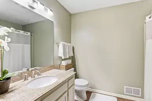 11594 Carriage Ct, Eden Prairie, MN 55344 - Photo 16