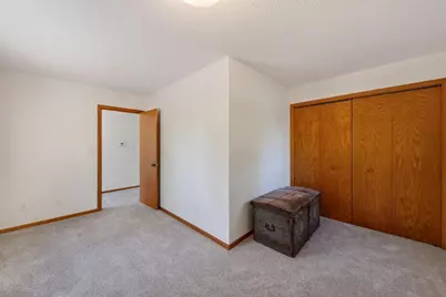 327 Krattley Lane, Hudson, WI 54016 - Photo 20