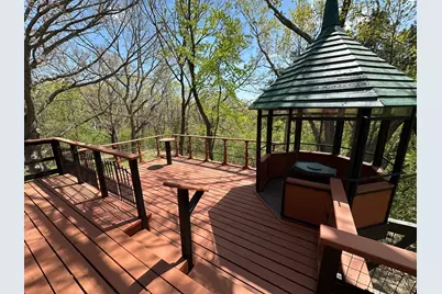 327 Krattley Lane, Hudson, WI 54016 - Photo 6