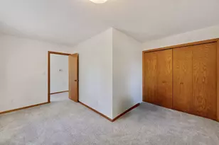 327 Krattley Ln, Hudson, WI 54016 - Photo 18