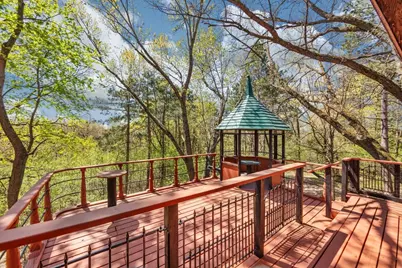 327 Krattley Lane, Hudson, WI 54016 - Photo 4