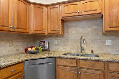 8381 Annalisa Path, Inver Grove Heights, MN 55077 - Photo 12