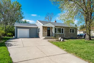 1756 Saunders Ave, Saint Paul, MN 55116 - Photo 1