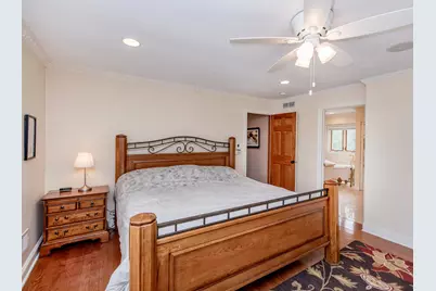 1009 Stratford Road, Mendota Heights, MN 55118 - Photo 26