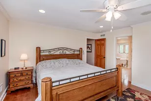 1009 Stratford Rd, Mendota Heights, MN 55118 - Photo 26