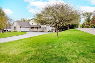 1009 Stratford Rd, Mendota Heights, MN 55118 - Photo 56