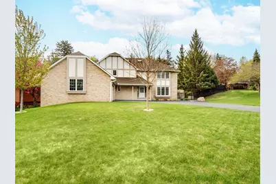 1009 Stratford Road, Mendota Heights, MN 55118 - Photo 1