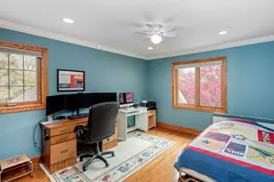 1009 Stratford Rd, Mendota Heights, MN 55118 - Photo 20