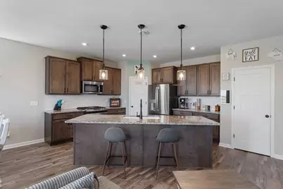 1847 Ivy Street, Shakopee, MN 55379 - Photo 8