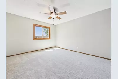 9380 Hale Avenue S, Cottage Grove, MN 55016 - Photo 12
