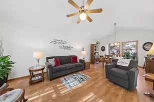 7312 Parkview Dr, Mounds View, MN 55112 - Photo 6