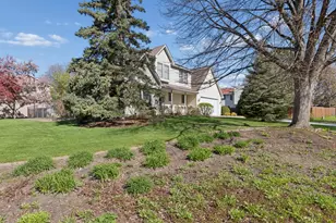 7312 Parkview Dr, Mounds View, MN 55112 - Photo 2