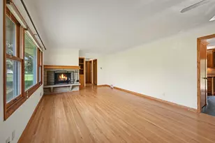 2115 W 105th St, Bloomington, MN 55431 - Photo 2