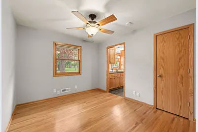 2115 W 105th Street, Bloomington, MN 55431 - Photo 6