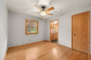 2115 W 105th St, Bloomington, MN 55431 - Photo 6