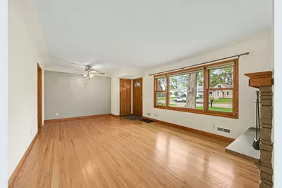 2115 W 105th Street, Bloomington, MN 55431 - Photo 4