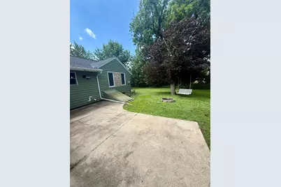 31 Lake Avenue E, Minnesota Lake, MN 56068 - Photo 44