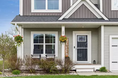 8387 Marylane Avenue N, Stillwater, MN 55082 - Photo 2