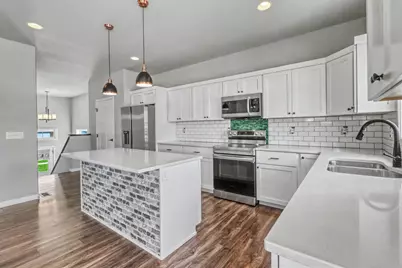 7239 Madelyn Lane S, Fargo, ND 58104 - Photo 6