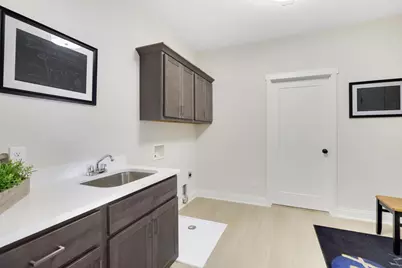 19966 Hiawatha Ct, Lakeville, MN 55044 - Photo 6