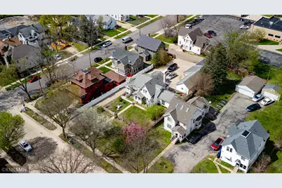 707 E Center Street, Rochester, MN 55904 - Photo 2