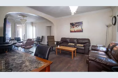 707 E Center Street, Rochester, MN 55904 - Photo 4