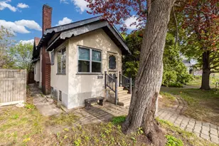 215 Penn Ave S, Minneapolis, MN 55405 - Photo 2