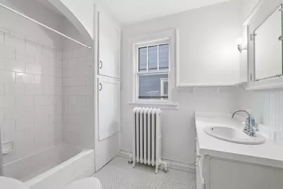 215 Penn Avenue S, Minneapolis, MN 55405 - Photo 12