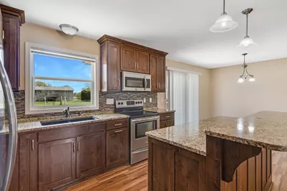 1210 Cypress Road, Saint Cloud, MN 56303 - Photo 6