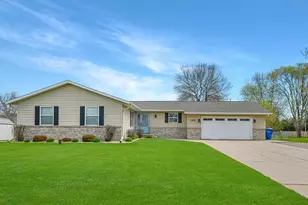 1210 Cypress Rd, Saint Cloud, MN 56303 - Photo 2