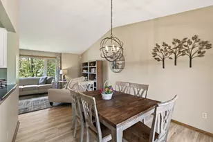 2287 Helmo Ct N, Oakdale, MN 55128 - Photo 12