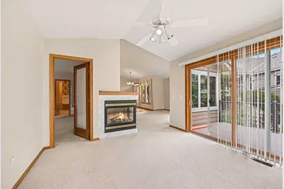 8819 Stonebrooke Court, Woodbury, MN 55125 - Photo 6