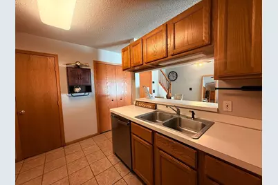 1825 Southcross Drive W #2306, Burnsville, MN 55306 - Photo 6