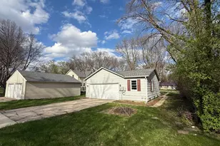 1416 7th St SW, Willmar, MN 56201 - Photo 2