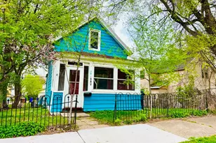 591 Wells St, Saint Paul, MN 55130 - Photo 1