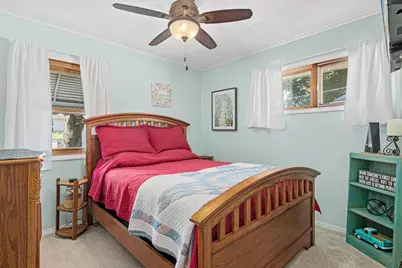 250 Macarthur Street E, South Saint Paul, MN 55075 - Photo 14