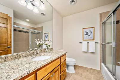101 Willoughby Way E, Minnetonka, MN 55305 - Photo 38