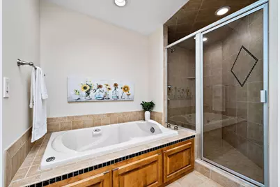 101 Willoughby Way E, Minnetonka, MN 55305 - Photo 26