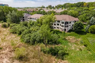 101 Willoughby Way E, Minnetonka, MN 55305 - Photo 50