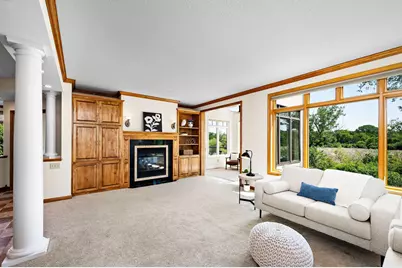 101 Willoughby Way E, Minnetonka, MN 55305 - Photo 4