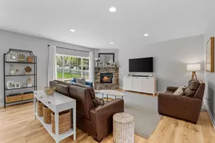 3617 Favorite Ct, Minnetonka, MN 55305 - Photo 6