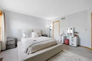 1915 Bluestem Ln, Shoreview, MN 55126 - Photo 20