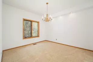 1523 Wellington Way, Eagan, MN 55122 - Photo 14
