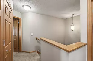15602 Eagles Nest Wy, Apple Valley, MN 55124 - Photo 8