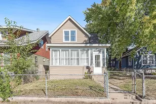 609 Jessamine Ave E, Saint Paul, MN 55130 - Photo 2