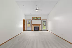 6543 Riverwood Ln, Brooklyn Center, MN 55430 - Photo 4