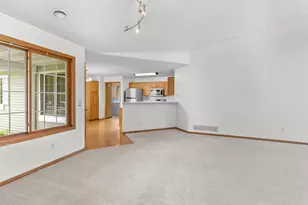 6543 Riverwood Ln, Brooklyn Center, MN 55430 - Photo 10