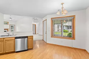 6543 Riverwood Ln, Brooklyn Center, MN 55430 - Photo 10