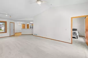 6543 Riverwood Ln, Brooklyn Center, MN 55430 - Photo 14
